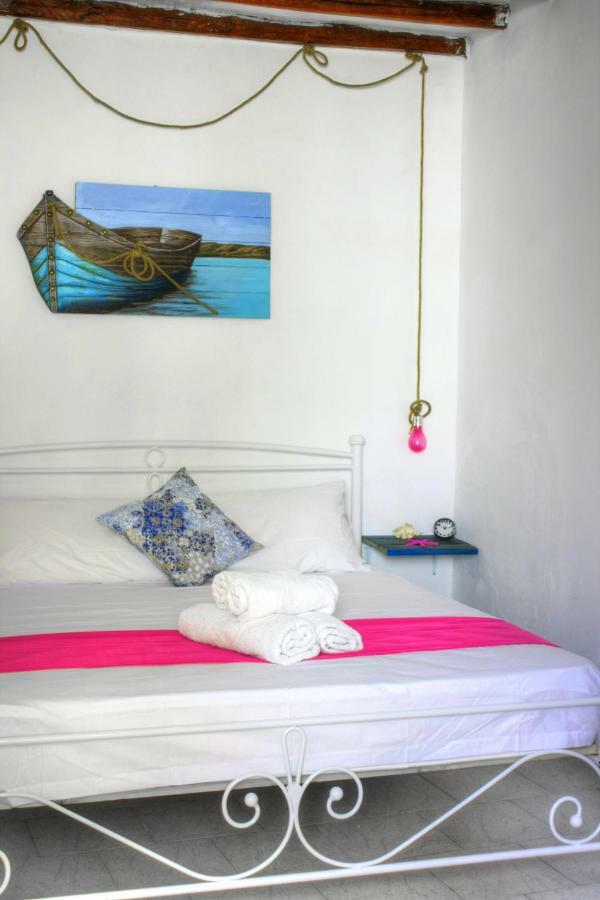 The Hot Pink Bike House Villa Parikia  Dış mekan fotoğraf